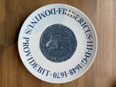 Porselensfat - Frederik III