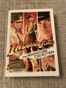 Indiana jones box set med slimcover OBS en del slitasje derfor lav pris