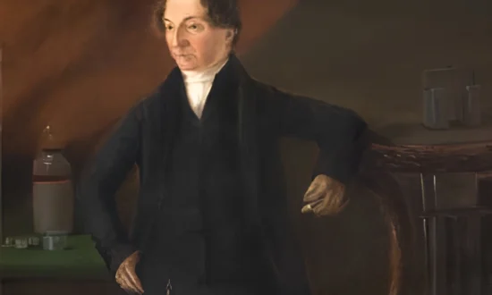 Et unikt selvbiografisk manuskript fra 1799, skrevet av den georgianske apotekeren Giles Lawrence Roberts, er kjøpt på auksjon og vender nå tilbake til Dorset. Dokumentet gir et sjeldent innblikk i medisin, tro og hverdagsliv på 1700-tallet.