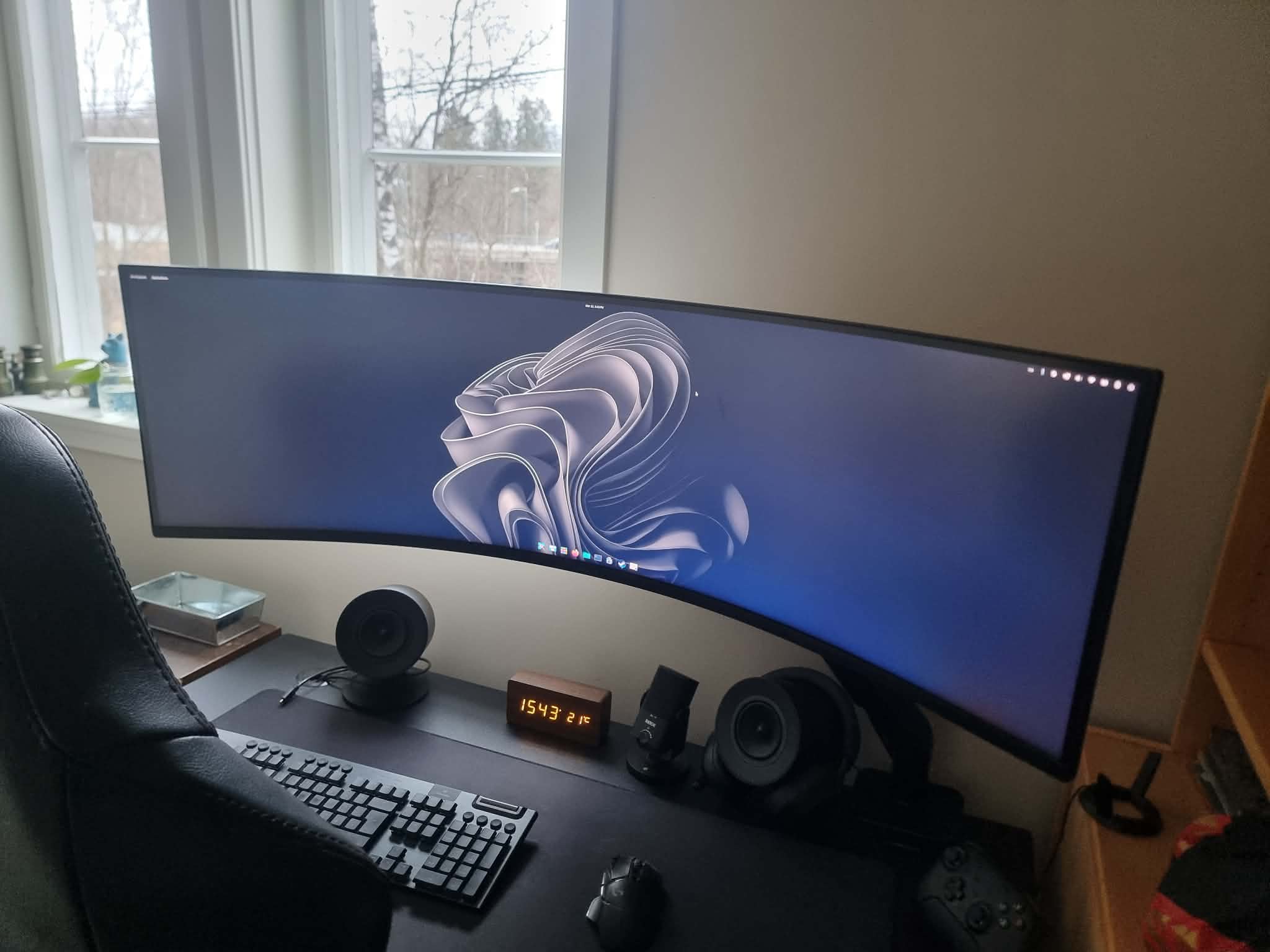 PC skjerm: Samsung Odyssey G9