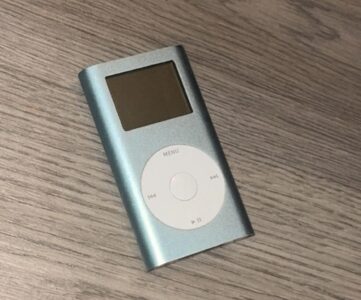 iPod 2004 - 4GB