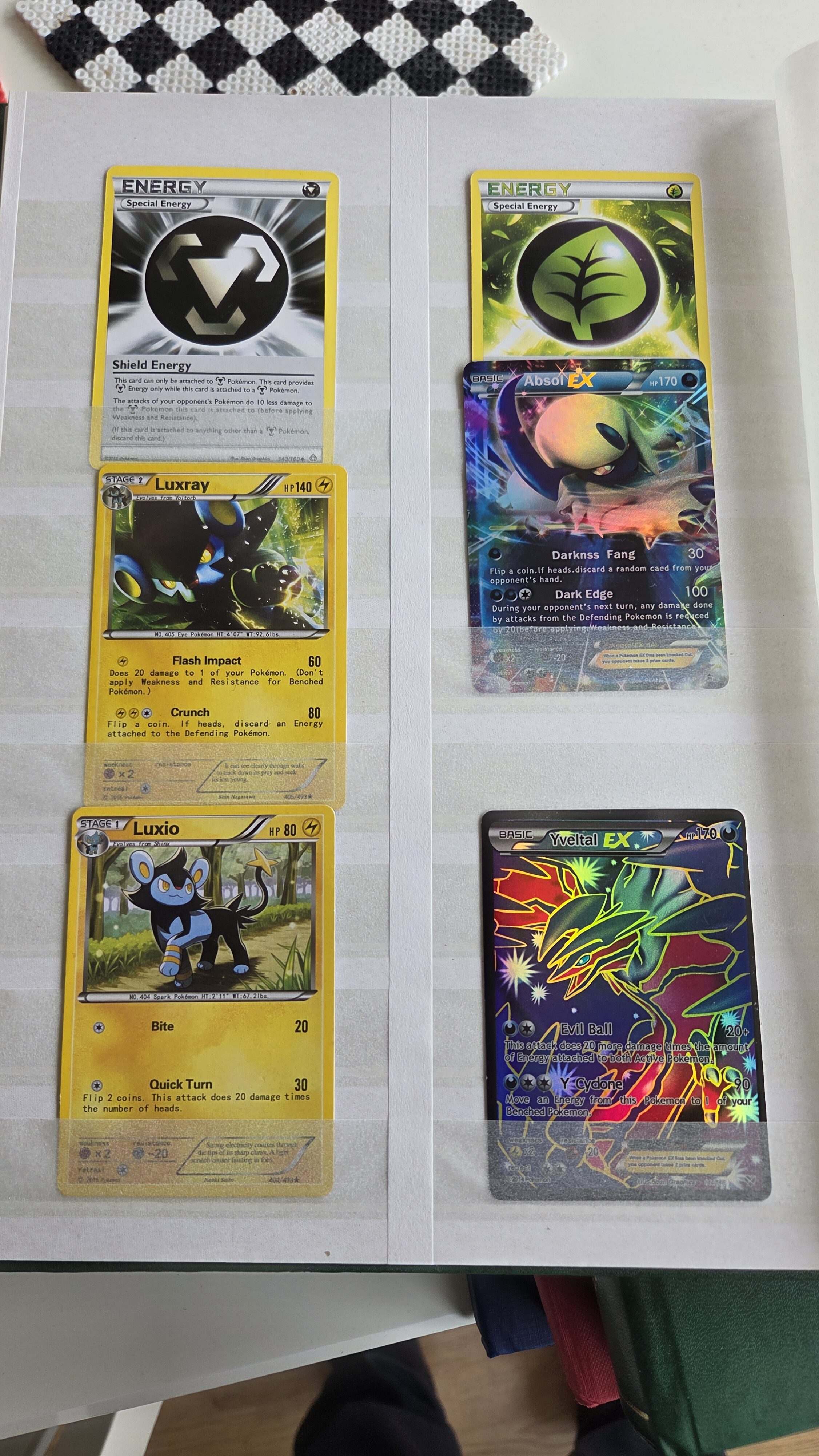 Pokemon samling i veldig god kvalitet funnet i arkiv