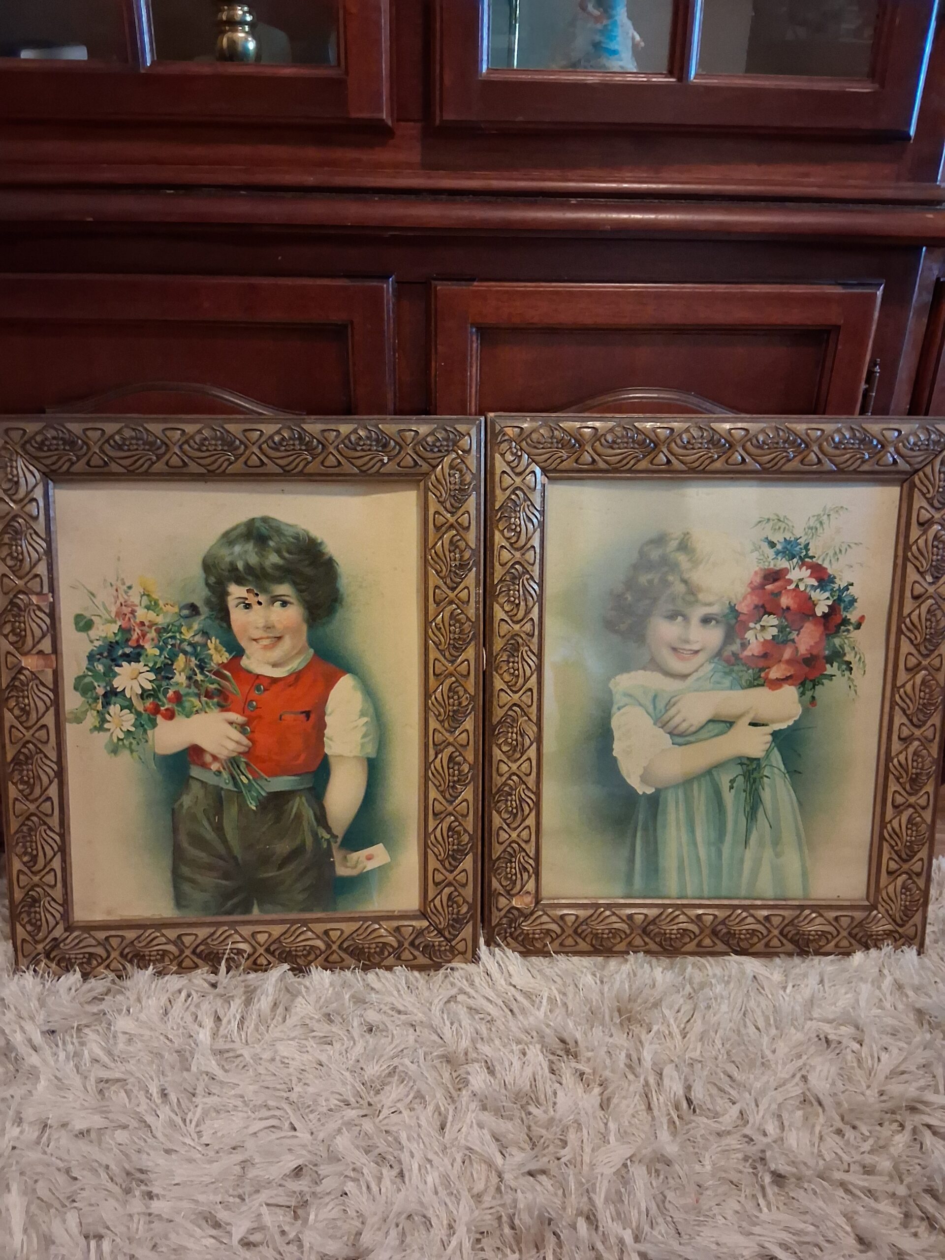 Antikke bilder fra 1800- tallet, med originale rammer.