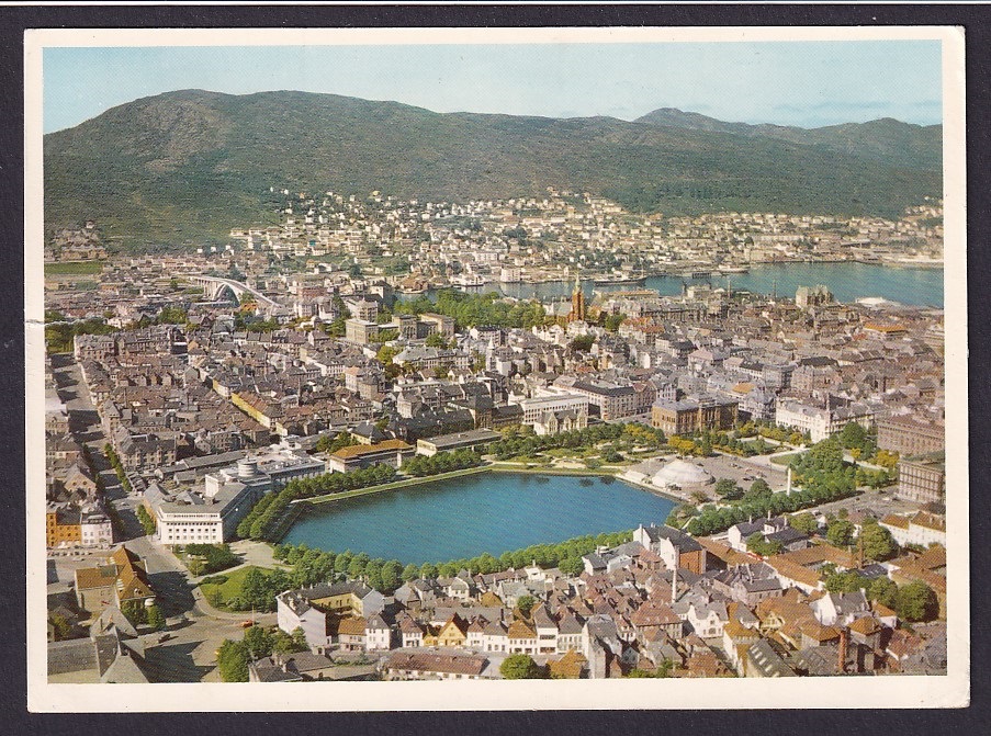 Bergen. Utsikt over byen ved… (Aune F-399-0) – St. BERGEN 22-6-60