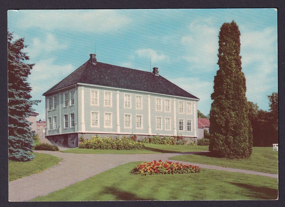 Hovedbygningen på Brekke, Fylkesmuseet, Skien (Mittet 139/025-636) – Ubrukt