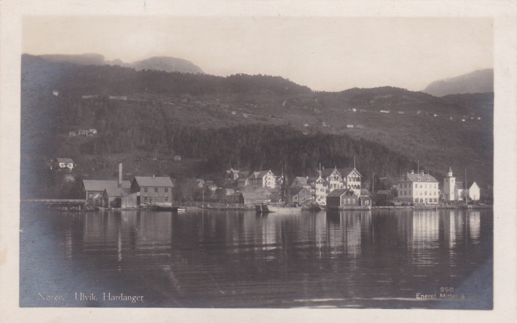 Ulvik, Hardanger ( Eneret Mittet & Co 950)