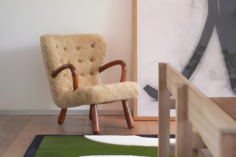 Fra CAVELLI-stolen fra 1959 til SOLIST-lampen fra 1990-tallet: enkelte IKEA-modeller har fått en helt ny posisjon i markedet for skandinavisk design.